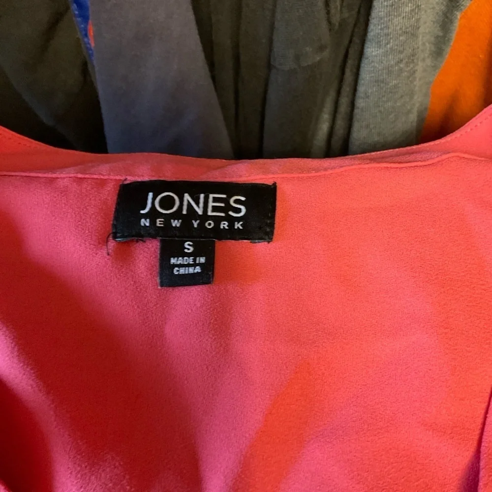 Jones New York Coral Button-Up Blouse